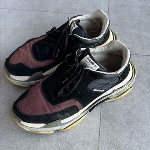 balenciaga triple s sneakers